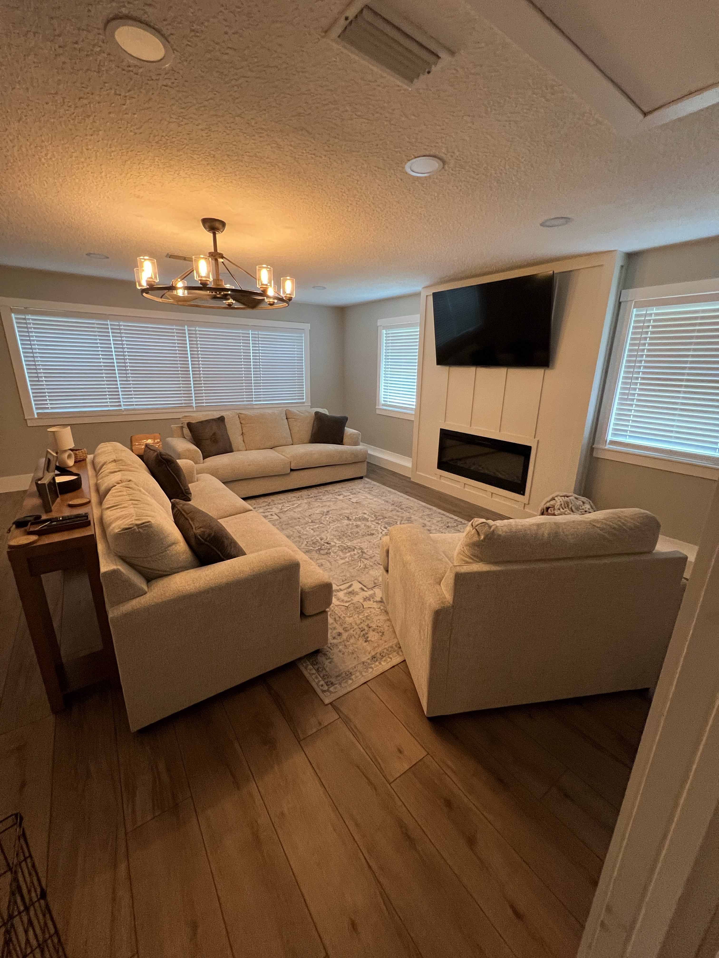 Lake City Fireplace & TV Insert - interior finishing project